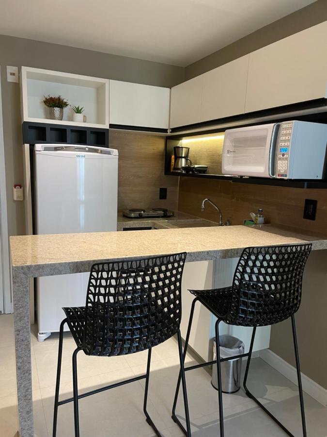 Flat Iate Clube Home Experience Praia Do Canto 비토리아 외부 사진